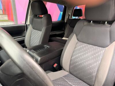 2020 Toyota Tundra SR5   - Photo 12 - Irvine, CA 92612