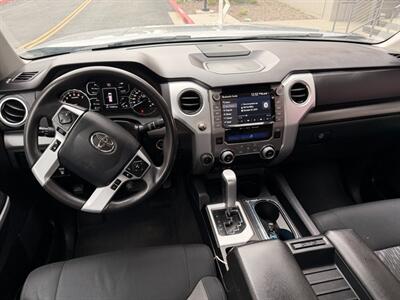 2020 Toyota Tundra SR5   - Photo 15 - Irvine, CA 92612