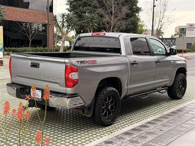 2020 Toyota Tundra SR5   - Photo 7 - Irvine, CA 92612