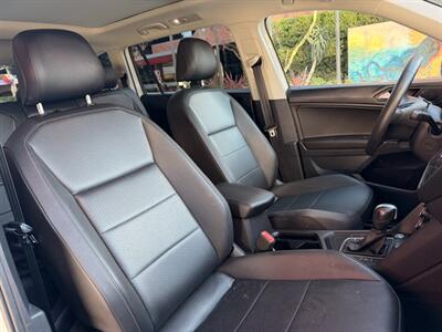 2020 Volkswagen Tiguan SEL   - Photo 11 - Irvine, CA 92612