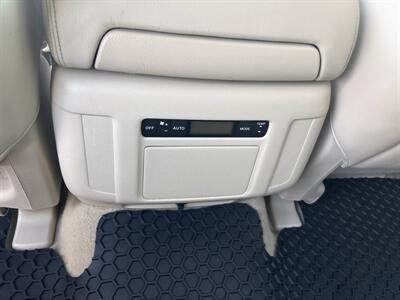 2015 INFINITI QX80   - Photo 17 - Forsyth, GA 31029