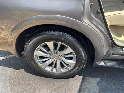 2015 INFINITI QX80   - Photo 9 - Forsyth, GA 31029