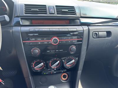 2009 Mazda Mazda3 s Sport   - Photo 15 - Forsyth, GA 31029