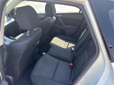 2013 Mazda Mazda3 i Touring   - Photo 9 - Forsyth, GA 31029
