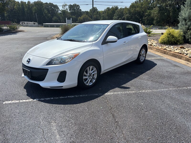 2013 Mazda Mazda3 i Touring - Photo 1 - Forsyth, GA 31029