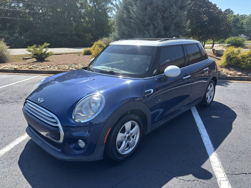 2015 MINI Cooper 5-door  