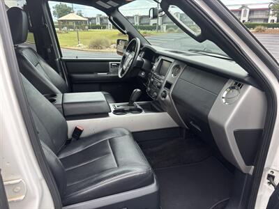 2015 Ford Expedition XLT - Photo 9 - Forsyth, GA 31029