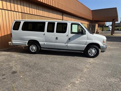 2012 Ford E-Series 350 E-350 SD XLT   - Photo 2 - Forsyth, GA 31029