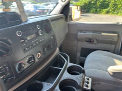 2012 Ford E-Series 350 E-350 SD XLT   - Photo 9 - Forsyth, GA 31029
