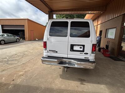 2012 Ford E-350 SD XLT   - Photo 5 - Forsyth, GA 31029