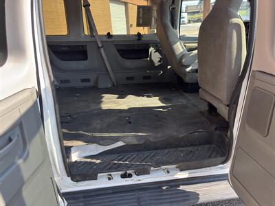 2012 Ford E-Series 350 E-350 SD XLT   - Photo 14 - Forsyth, GA 31029