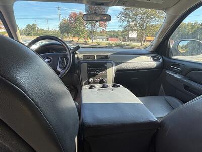 2010 Chevrolet Tahoe LS   - Photo 18 - Forsyth, GA 31029
