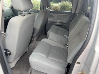 2005 Dodge Dakota SLT   - Photo 14 - Forsyth, GA 31029