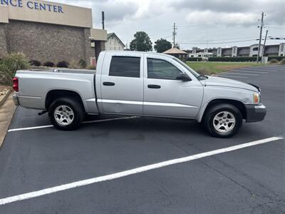 2005 Dodge Dakota SLT   - Photo 5 - Forsyth, GA 31029