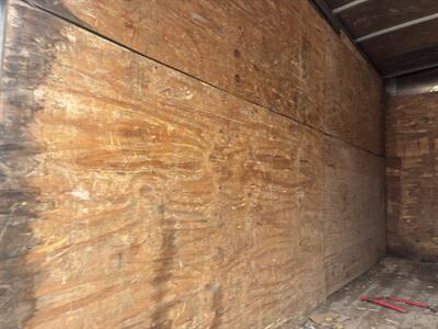 2005 Isuzu NPR   - Photo 21 - Forsyth, GA 31029