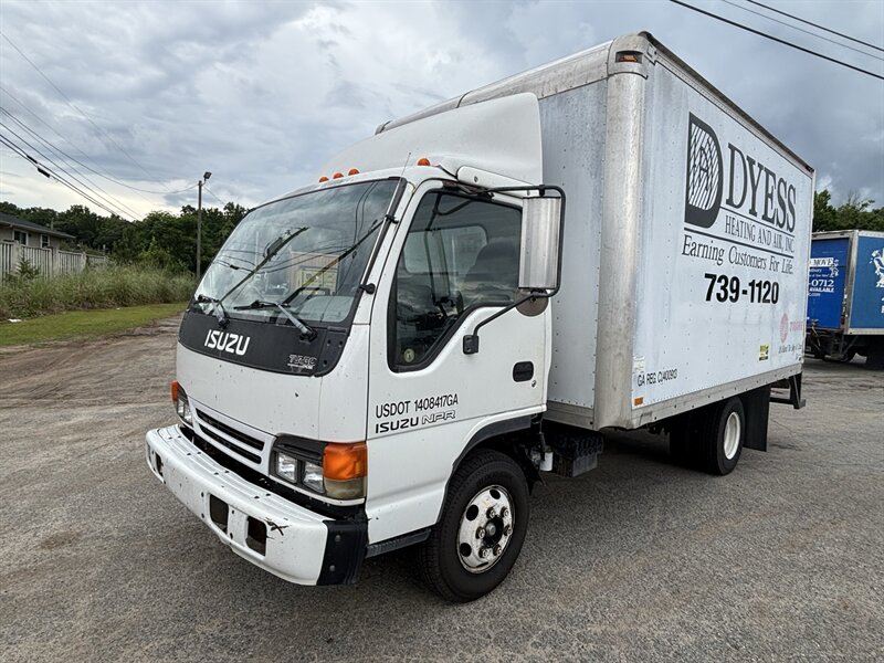 2005 Isuzu NPR  