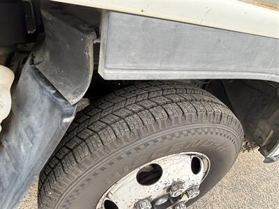 2005 Isuzu NPR   - Photo 10 - Forsyth, GA 31029