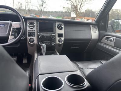 2017 Ford Expedition Limited   - Photo 15 - Forsyth, GA 31029