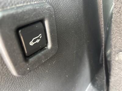 2017 Ford Expedition Limited   - Photo 11 - Forsyth, GA 31029