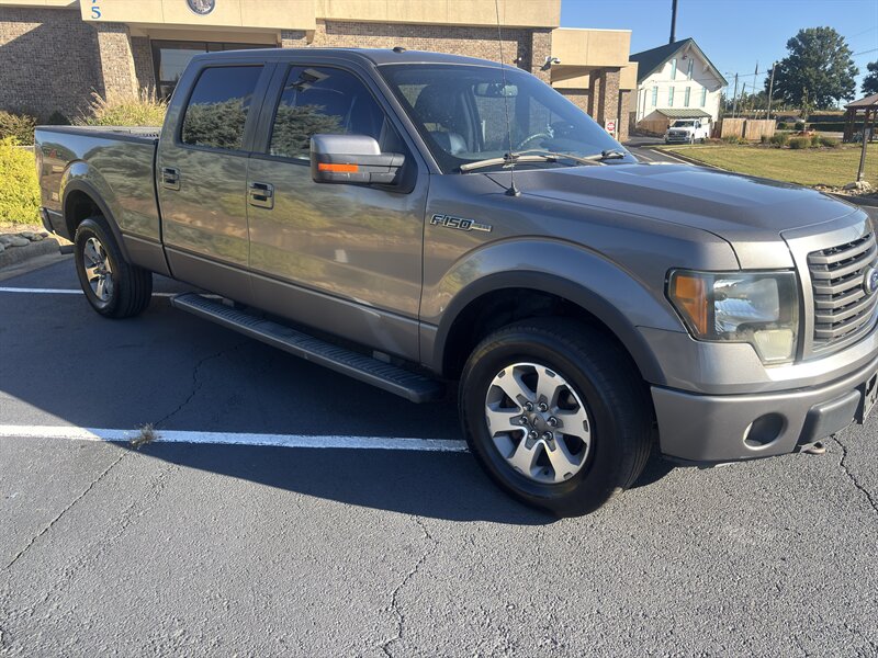 2011 Ford F-150 FX4 - Photo 2