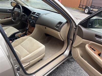 2003 Honda Accord EX   - Photo 9 - Forsyth, GA 31029