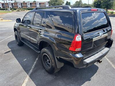 2007 Toyota 4Runner SR5 SR5 4dr SUV   - Photo 4 - Forsyth, GA 31029