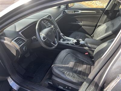2014 Ford Fusion SE   - Photo 9 - Forsyth, GA 31029