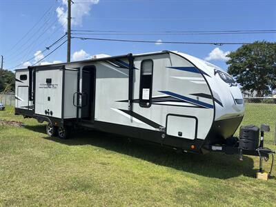 2021 Forest River Cherokee Alpha Wolf Limited   - Photo 3 - Forsyth, GA 31029