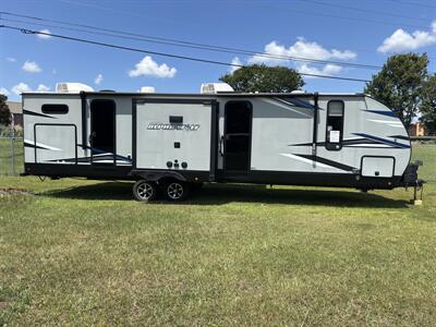 2021 Forest River Cherokee Alpha Wolf Limited   - Photo 4 - Forsyth, GA 31029