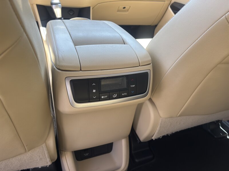 2016 Toyota Highlander XLE - Photo 20