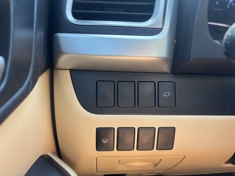 2016 Toyota Highlander XLE - Photo 8