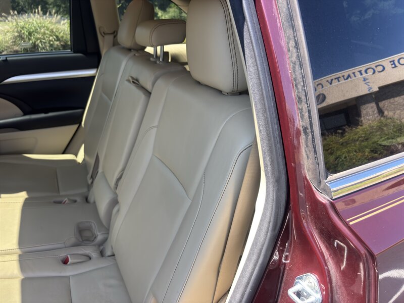 2016 Toyota Highlander XLE - Photo 21