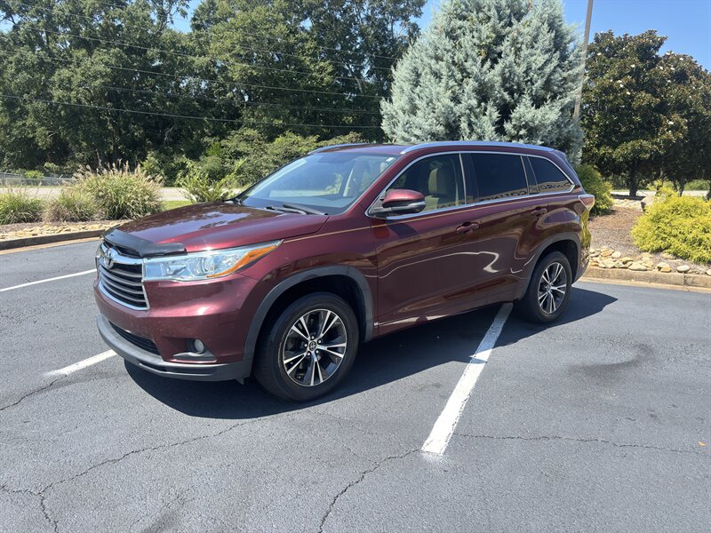 2016 Toyota Highlander XLE  