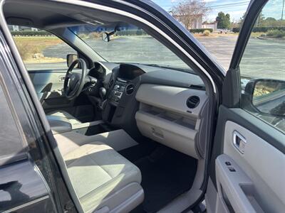2013 Honda Pilot LX - Photo 13 - Forsyth, GA 31029