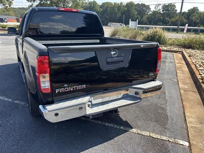2013 Nissan Frontier SL   - Photo 3 - Forsyth, GA 31029