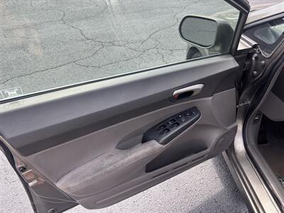 2007 Honda Civic LX - Photo 11 - Forsyth, GA 31029