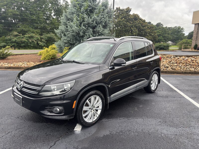 2013 Volkswagen Tiguan 2.0T SE 4Motion's photo