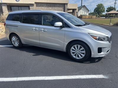 2016 Kia Sedona EX   - Photo 3 - Forsyth, GA 31029