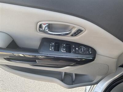 2016 Kia Sedona EX   - Photo 20 - Forsyth, GA 31029