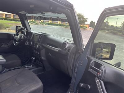 2017 Jeep Wrangler Unlimited Sport S   - Photo 9 - Forsyth, GA 31029