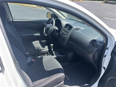 2015 Nissan Versa 1.6 S   - Photo 13 - Forsyth, GA 31029