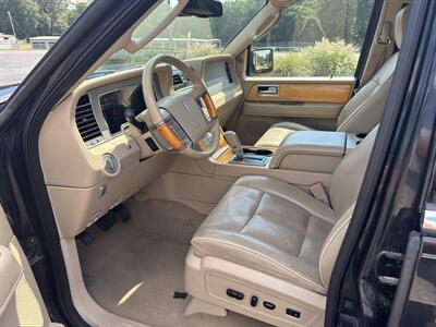 2007 Lincoln Navigator Luxury   - Photo 11 - Forsyth, GA 31029