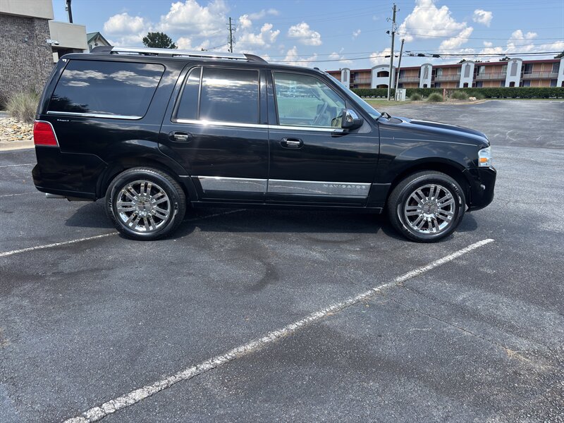 2007 Lincoln Navigator Luxury  