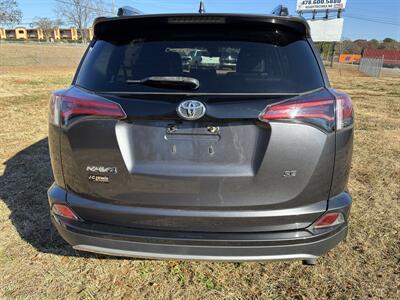 2018 Toyota RAV4 SE   - Photo 4 - Forsyth, GA 31029