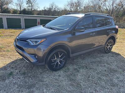 2018 Toyota RAV4 SE   - Photo 8 - Forsyth, GA 31029