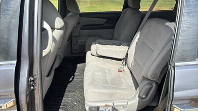 2016 Honda Odyssey SE   - Photo 6 - Forsyth, GA 31029