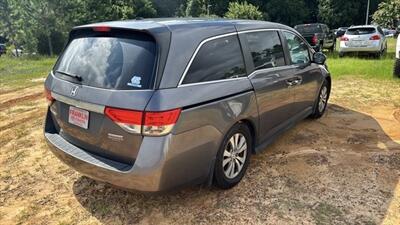 2016 Honda Odyssey SE   - Photo 2 - Forsyth, GA 31029