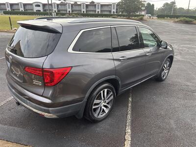 2018 Honda Pilot Touring   - Photo 5 - Forsyth, GA 31029