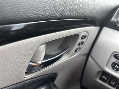 2018 Honda Pilot Touring   - Photo 10 - Forsyth, GA 31029