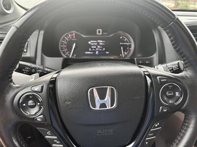 2018 Honda Pilot Touring   - Photo 12 - Forsyth, GA 31029